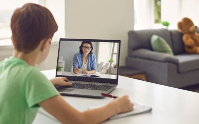 Les soutiens scolaires les plus chers ne sont pas les meilleurs : une enquête inattendue